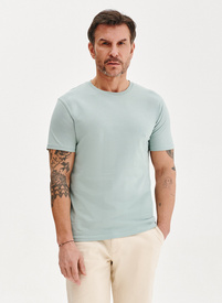 Medvilniniai žali T marškinėliai