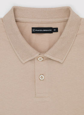 Smėlio spalvos medvilniniai polo T marškinėliai be raštų
