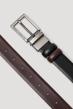 Dvipusis odinis diržas su matine sagtimi