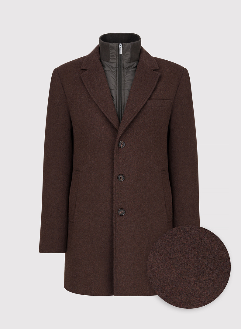 Rudas vyriškas lietpaltis su nusegama apykakle