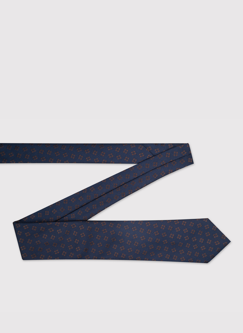 Tamsiai mėlynas vyriškas kaklaraištis smulkiu raštu