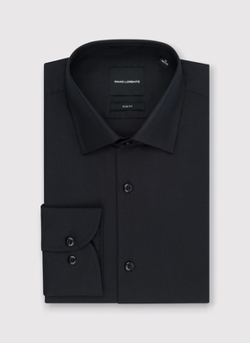 Juodi vyriški marškiniai