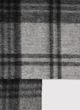 Vilnonis šalikas langeliais