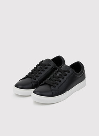 Juodi vyriški sportbačiai