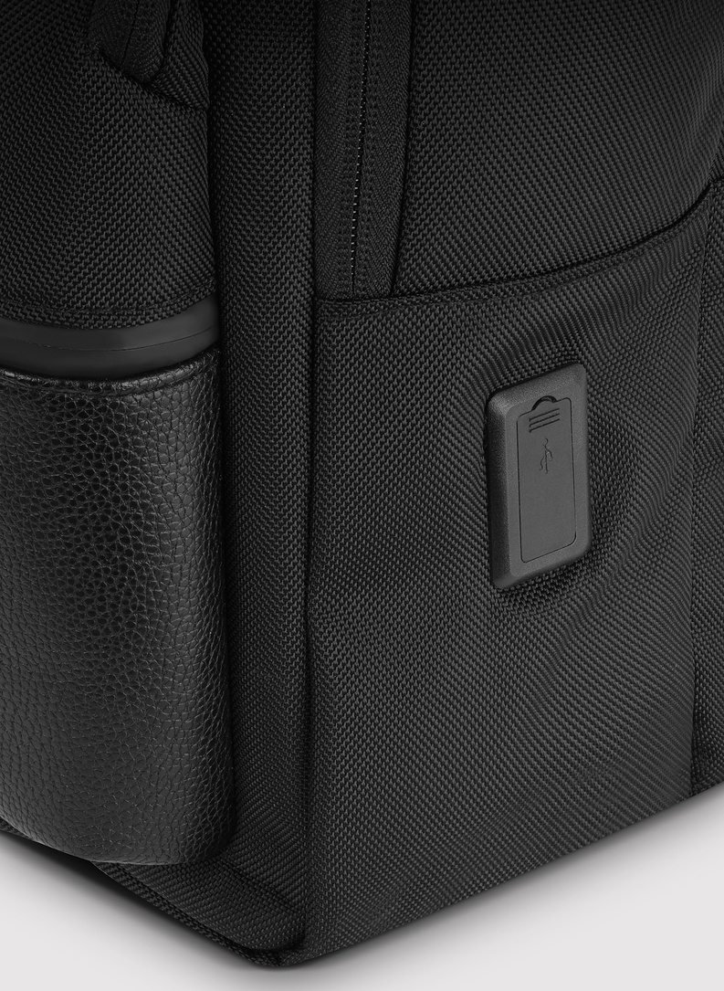 Tamsiai pilka vyriška nešiojamojo kompiuterio kuprinė