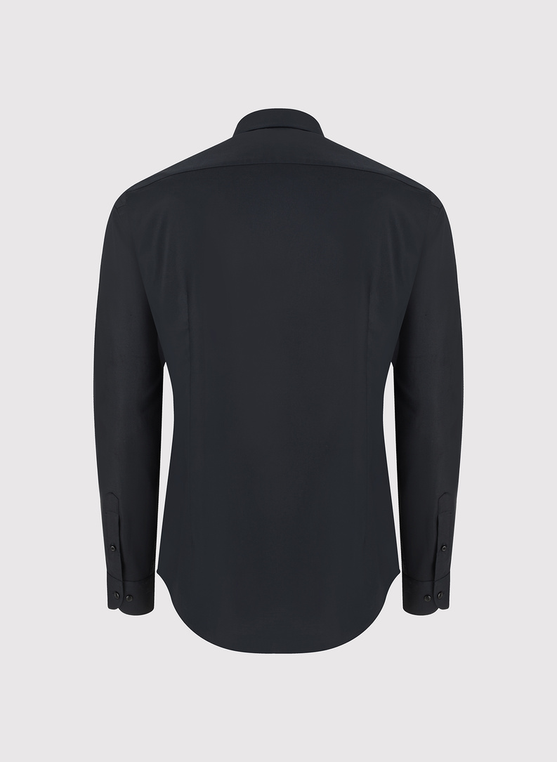 Juodi vyriški marškiniai