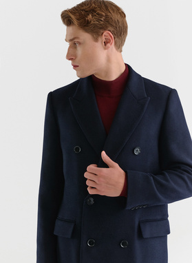 Tamsiai mėlynos spalvos dvieilis vyriškas lietpaltis