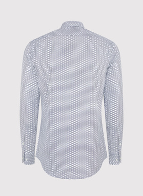 Balti vyriški marškiniai tamsiai mėlynu raštu