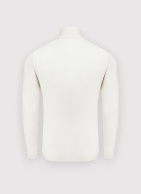 Baltos spalvos vyriškas golfas