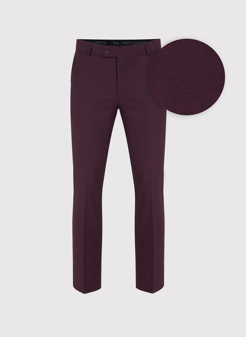 Tamsiai raudonas vyriškas kostiumas