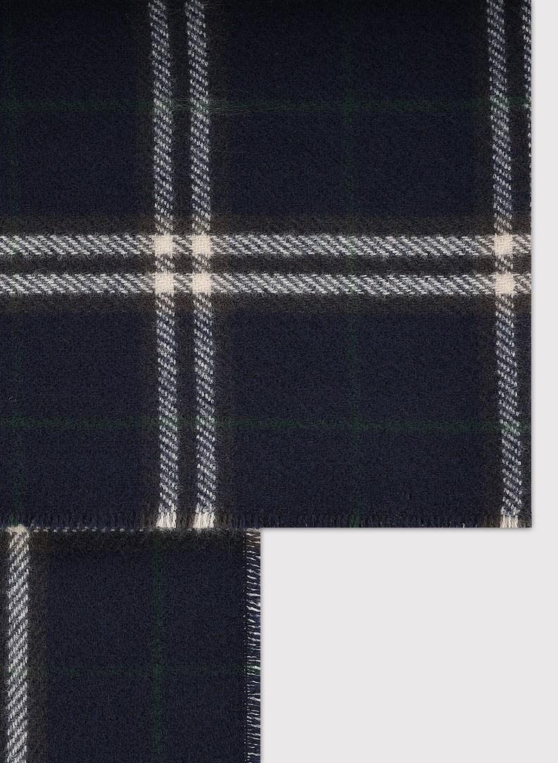 Tamsiai mėlynas šalikas langeliais