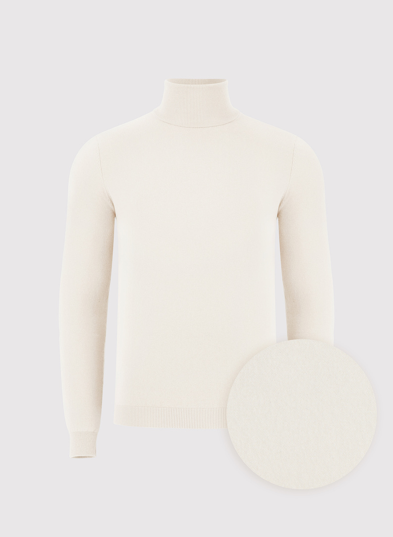 Baltas vyriškas golfas be raštų