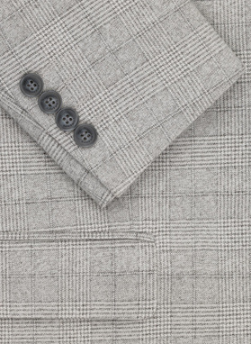 Pilkas languotas vyriškas kostiumas