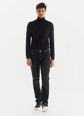 Juodos vyriškos džinsinės kelnės