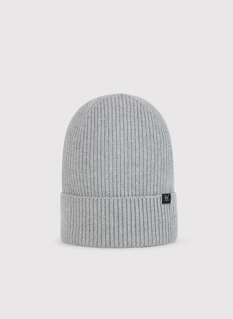 Pilkos spalvos medvilninė kepurė