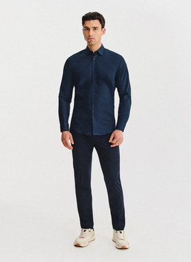 Tamsiai mėlyni medvilniniai vyriški marškiniai