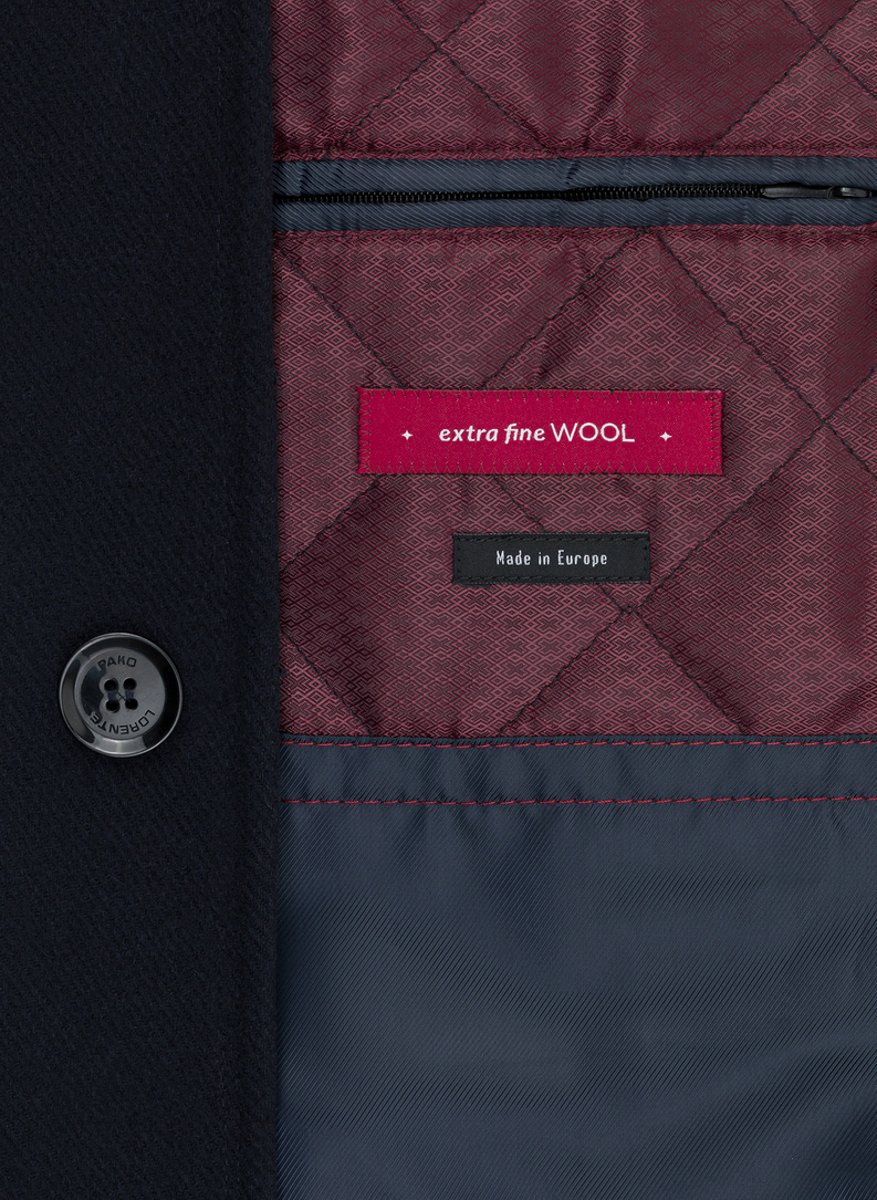 Tamsiai mėlynas vyriškas lietpaltis dviguba apykakle