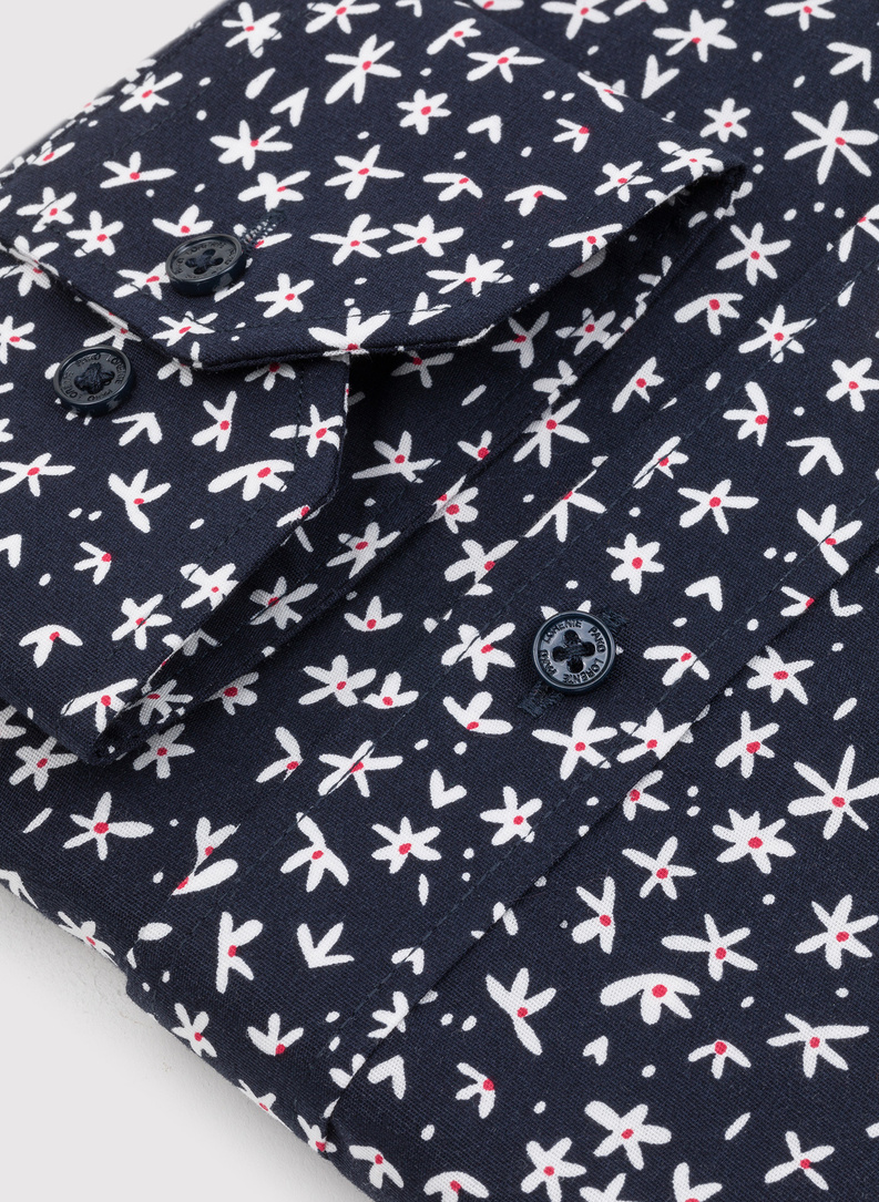 Tamsiai mėlyni vyriški marškiniai gėlytėmis