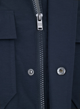  Tamsiai mėlynas švarkas su gobtuvu