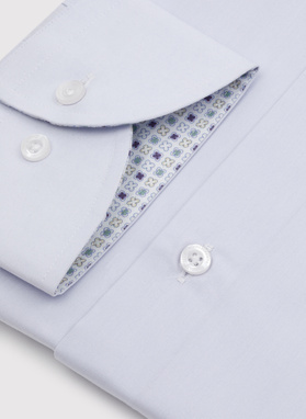 Žydri vyriški marškiniai su kontrastingu apvadu