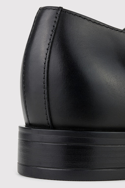 Juodi vyriški oksfordai