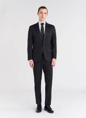 Juodas žakardinis smokingo švarkas