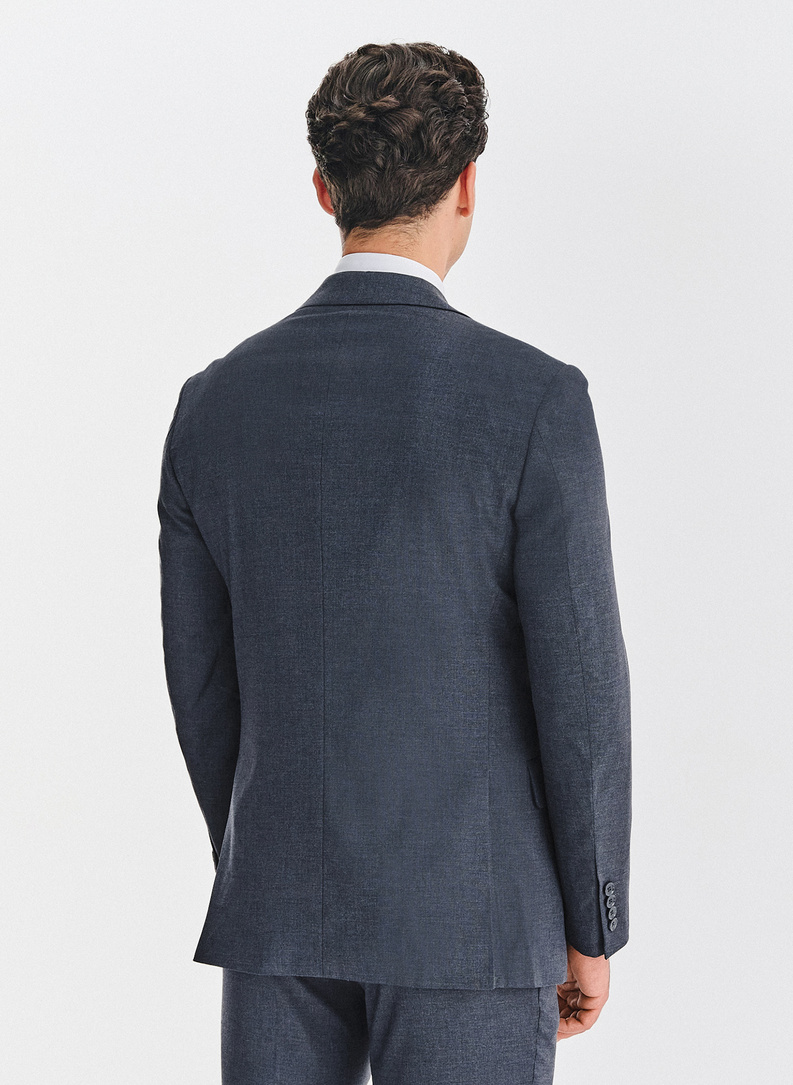 Tamsiai mėlynas kostiuminis švarkas