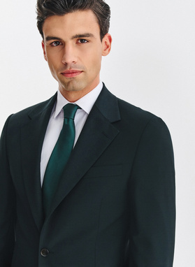 Vilnonis žalias vyriškas kostiumas