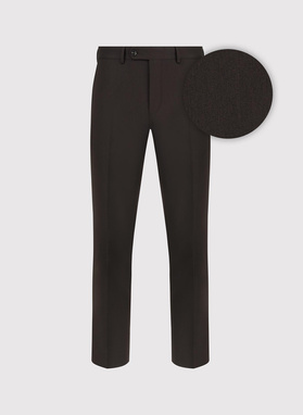 Tamsiai rudas vyriškas kostiumas