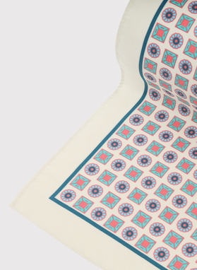 Smėlinė kišeninė nosinaitė spalvotu mikroraštu