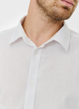 Balti lininiai ir medvilniniai marškiniai