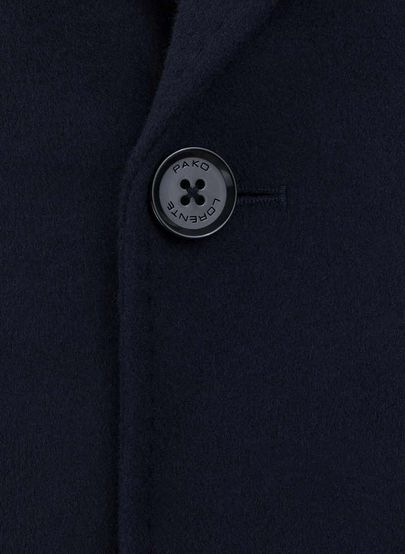 Vyriškas tamsiai mėlynas lietpaltis su vilna