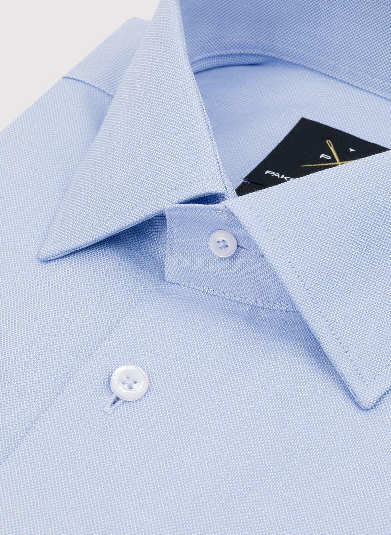 Mėlyni medvilniniai sąsagomis sagstomi vyriški marškiniai