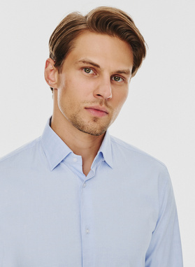 Mėlyni vyriški marškiniai