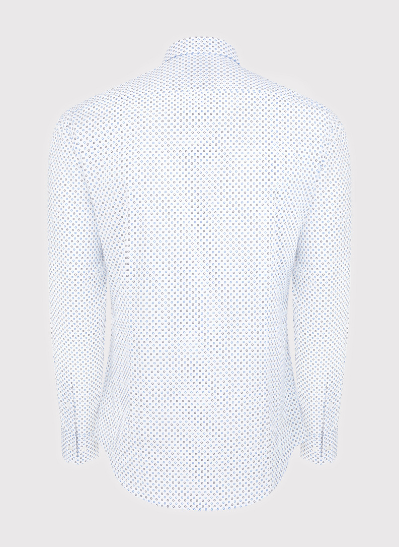 Balti marškiniai mėlynais trikampiais